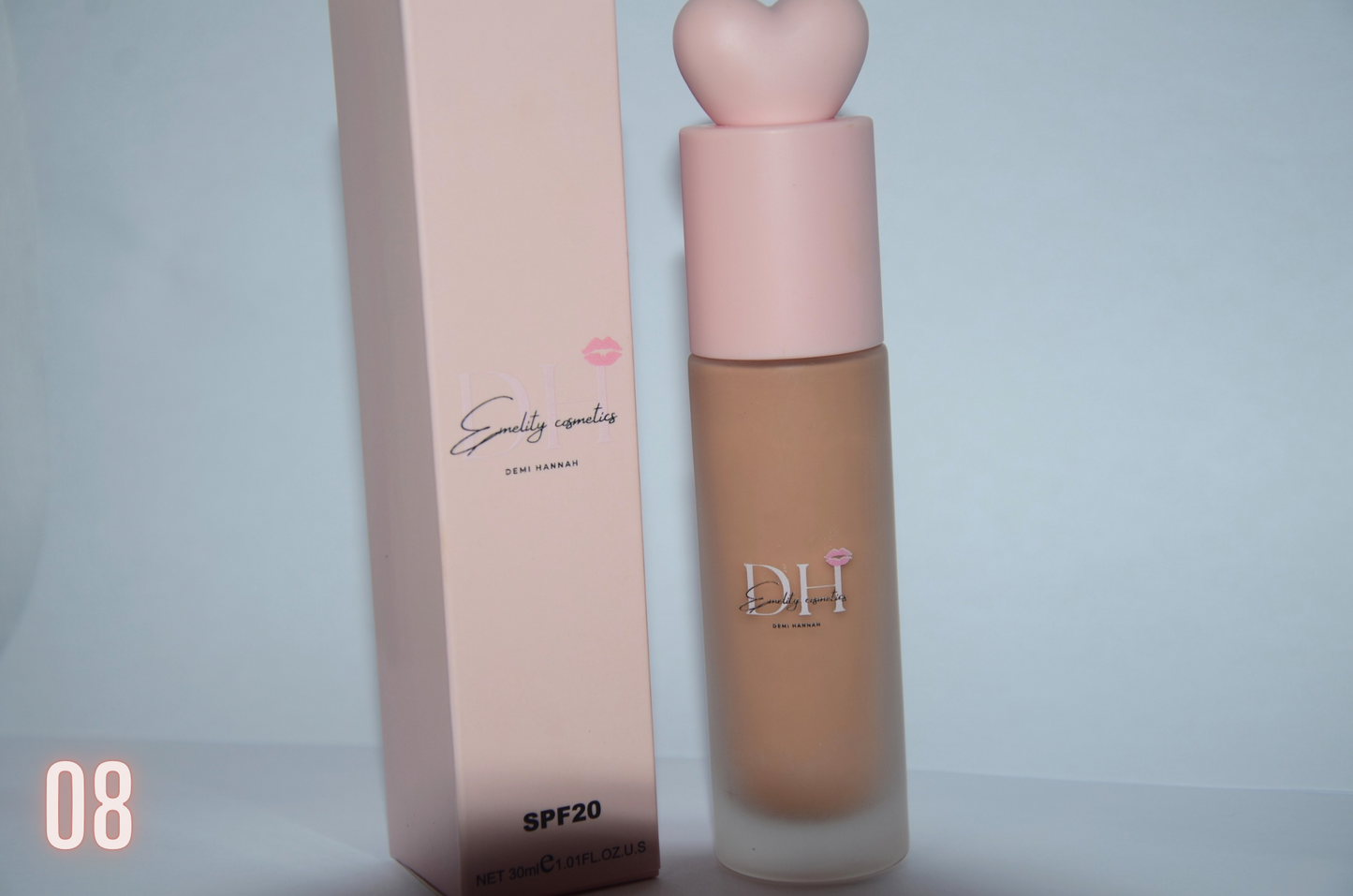 Emelity Cosmetics Heart Foundation with sp20